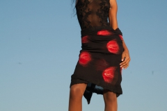 sawatou-felt-dress-fashion-red-black-WEB